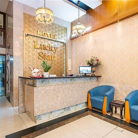 Lucky Star Hotel 146 Nguyen Trai Thành Pho Ho Chí Minh Esterno foto