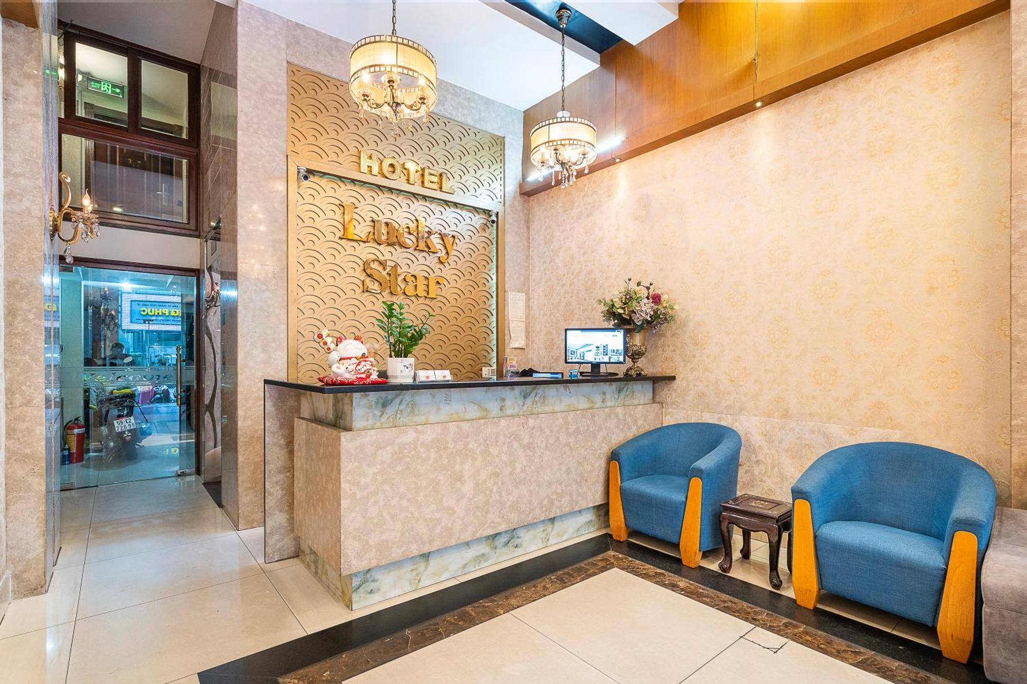 Lucky Star Hotel 146 Nguyen Trai Thành Pho Ho Chí Minh Esterno foto