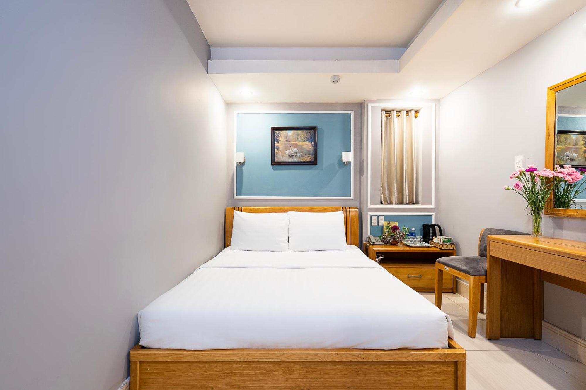 Lucky Star Hotel 146 Nguyen Trai Thành Pho Ho Chí Minh Esterno foto